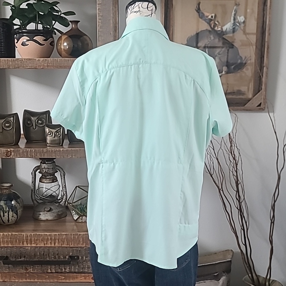 Columbia Light Mint Short-Sleeve Button-Up Shirt - Picture 5 of 10